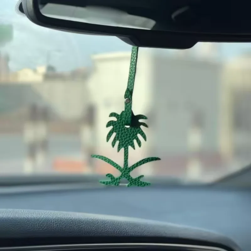 Wholesale PU Leather Saudi Map Palm Tree Bag Charms Keychain Backpack Pendant Women Bag charms Accessories