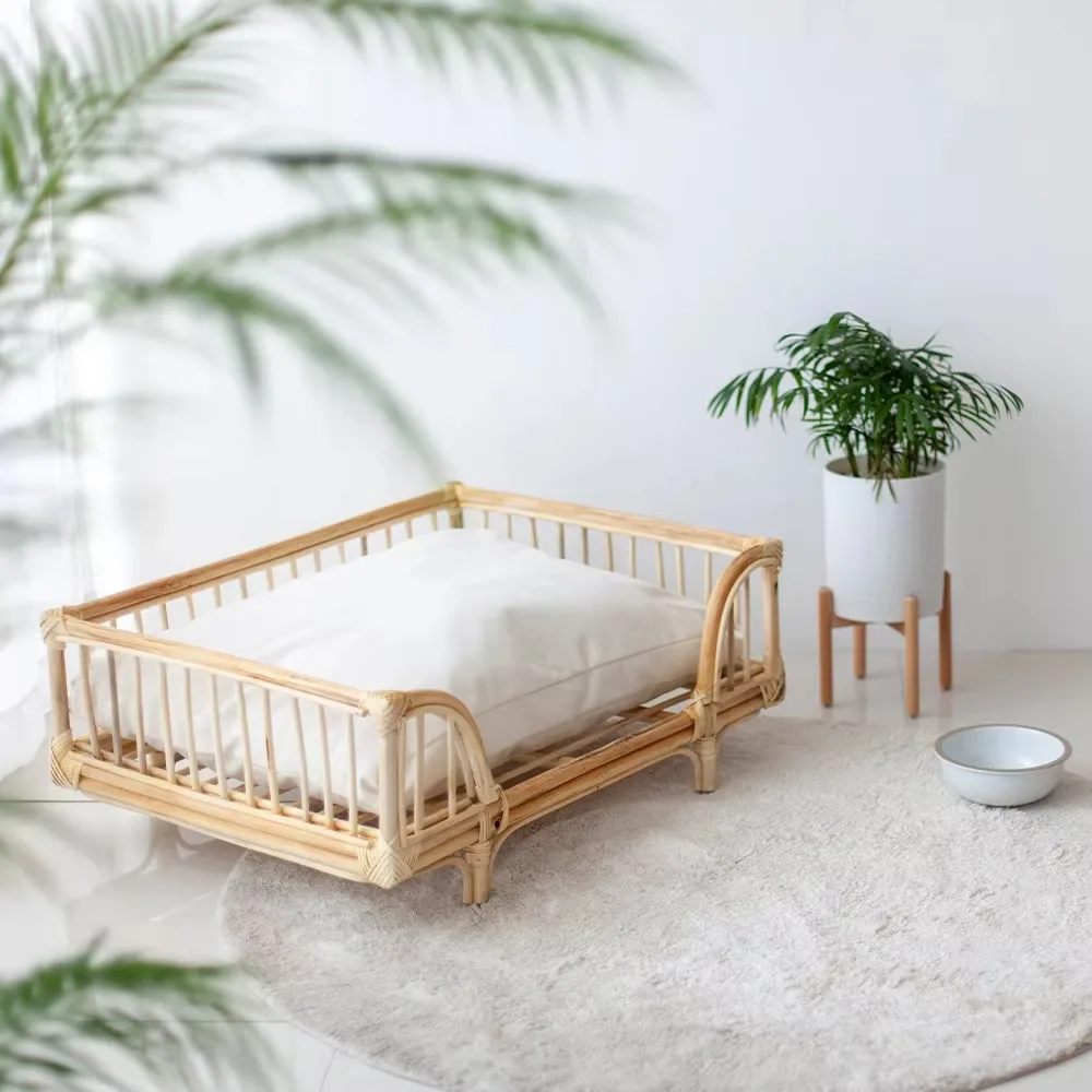 Hovicaed Luxury cat pet dog bed made natural high quality rattan wood furniture bed for pets Amazon best choice