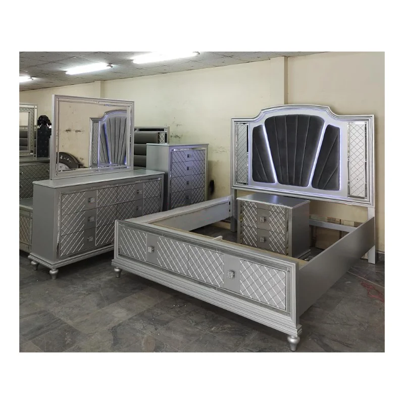 Goodwin Wholesale Hot Sell Solid Wooden Classic Furniture Bedroom Set King Size Bed Queen Size Bed GLD09