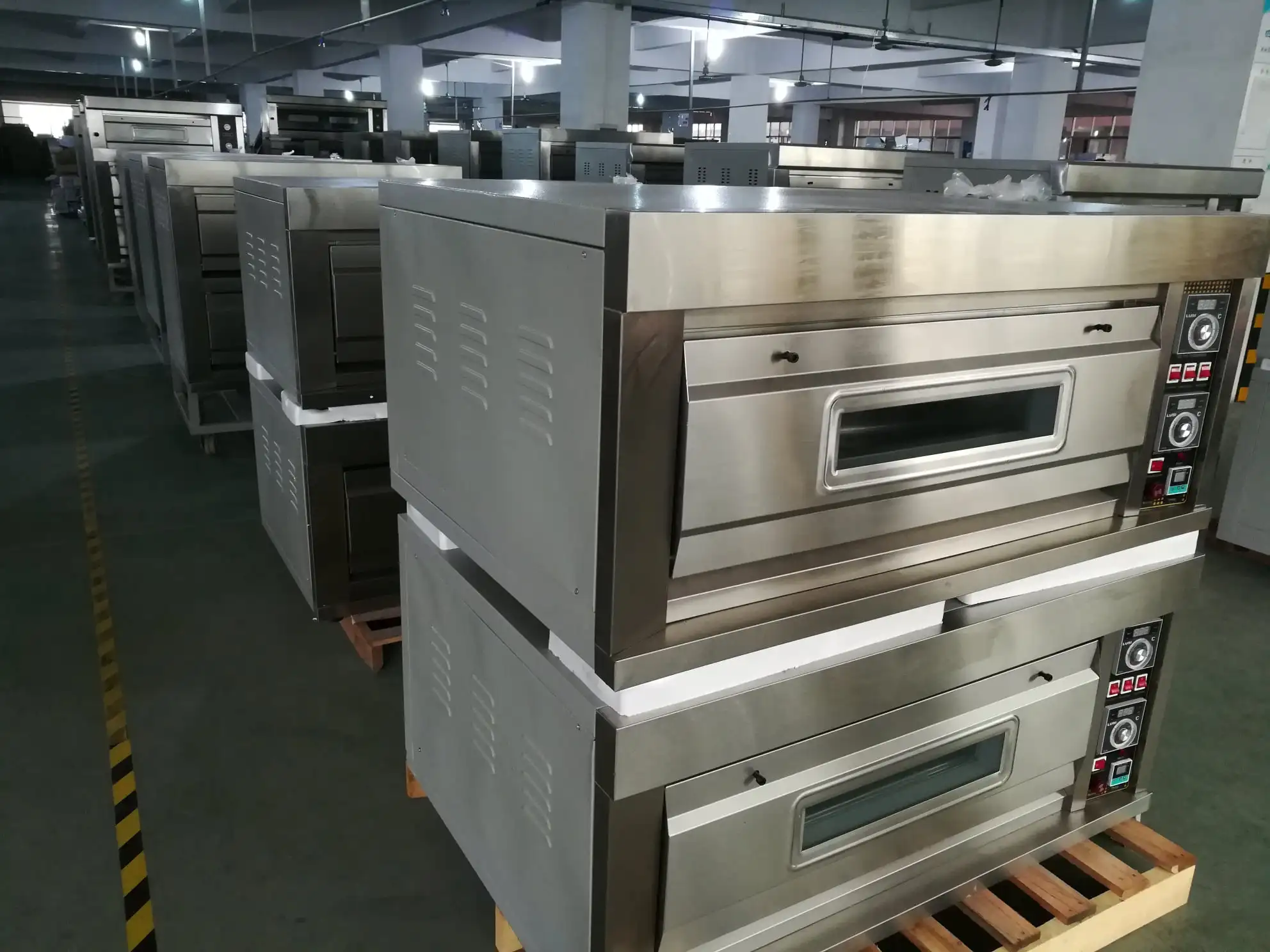 CE Approved Industrial Bread Baking Deck Oven Electric Baking Ovens for sale