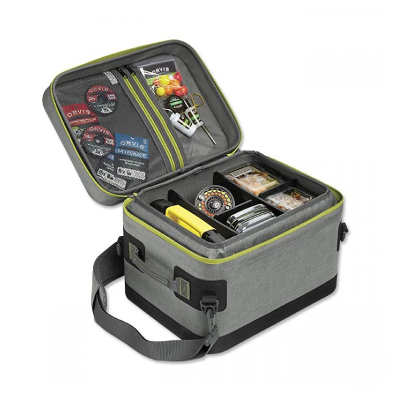 Boat bag make of nylon protects against heavy rain or accidental bathing in the river Stable Hypalon floor