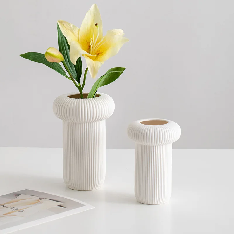 High Quality Home Decoration Nordic Modern Minimalist Decorative Flower Vases White Ceramic Vases For Home decor