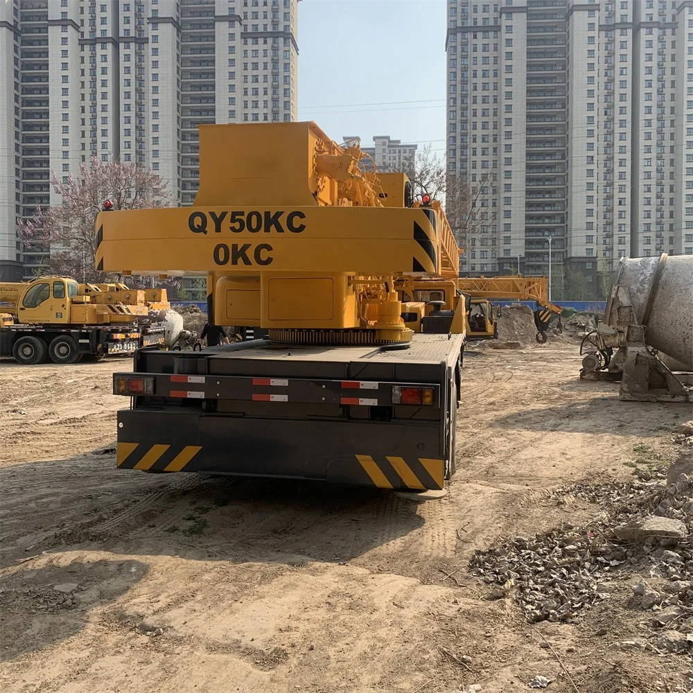 25 Тонн Подержанный автокран QY25K5-I 32 3 м подъемная стрела с грузовым краном для продажи