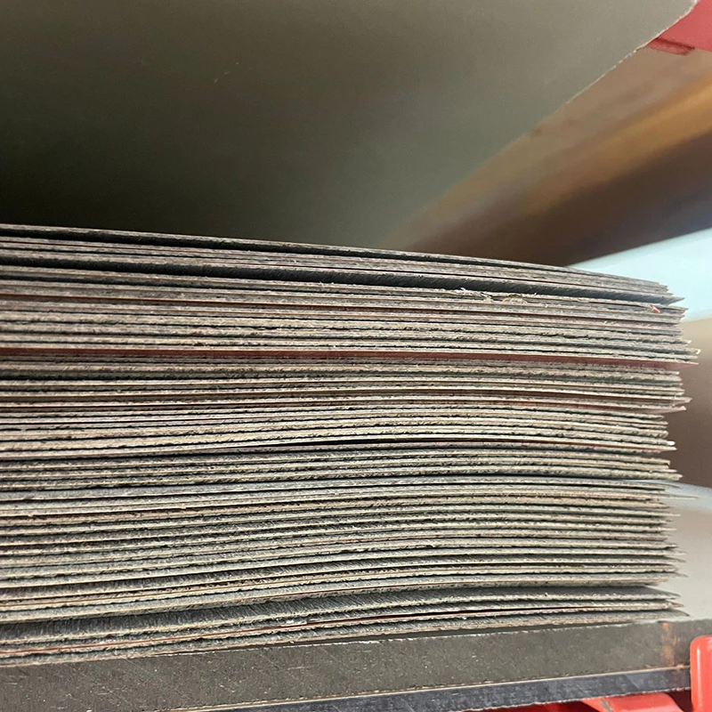 Multifunctional Products High Gloss Apartment Woodgrain 0.9Mm 1300*2800Mm Hpl Fireproof Sheet For Door Skin Laminate