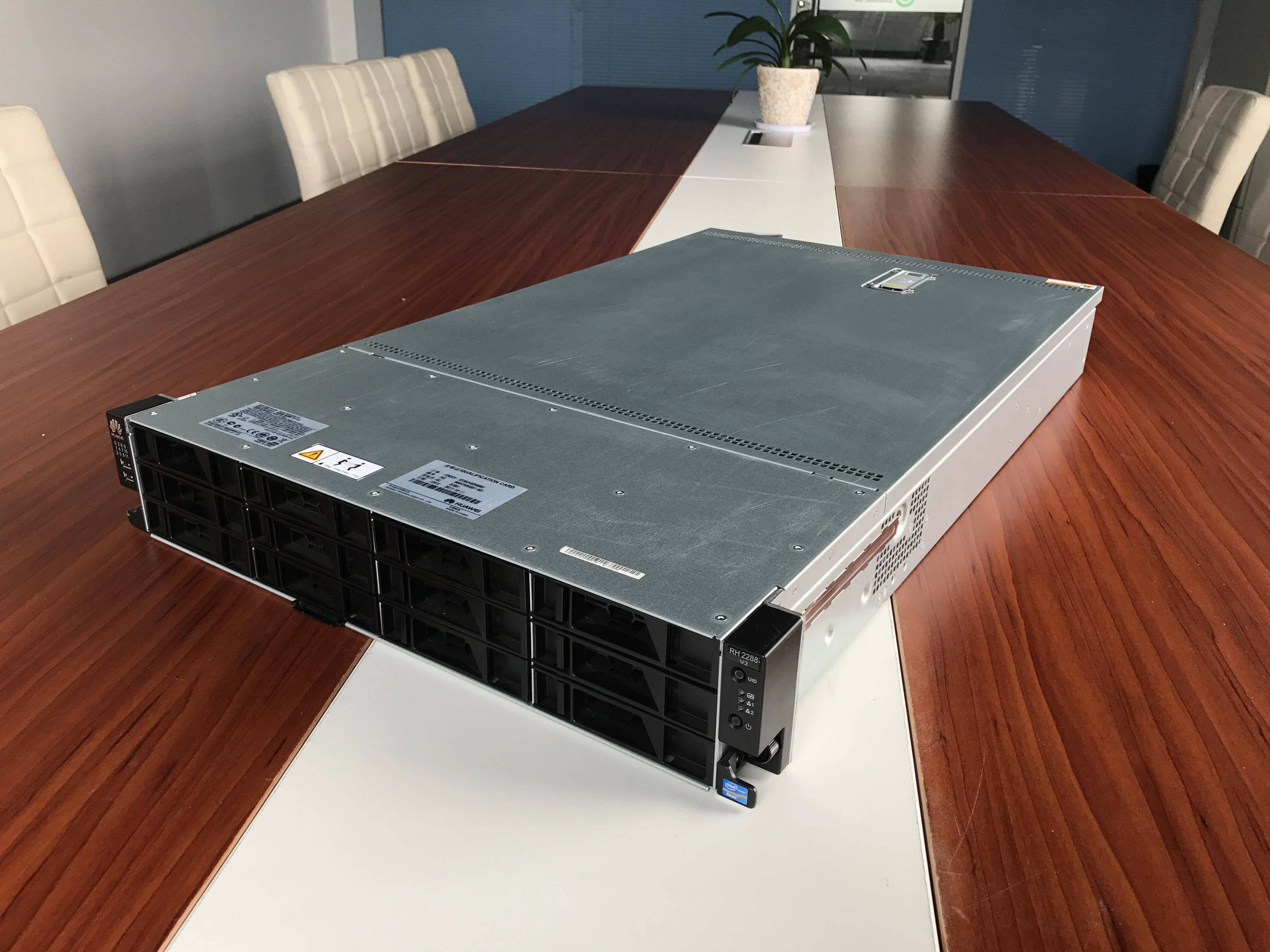  Оптовая продажа б/у серверы Barebones Huawei FusionServer RH2288 V3