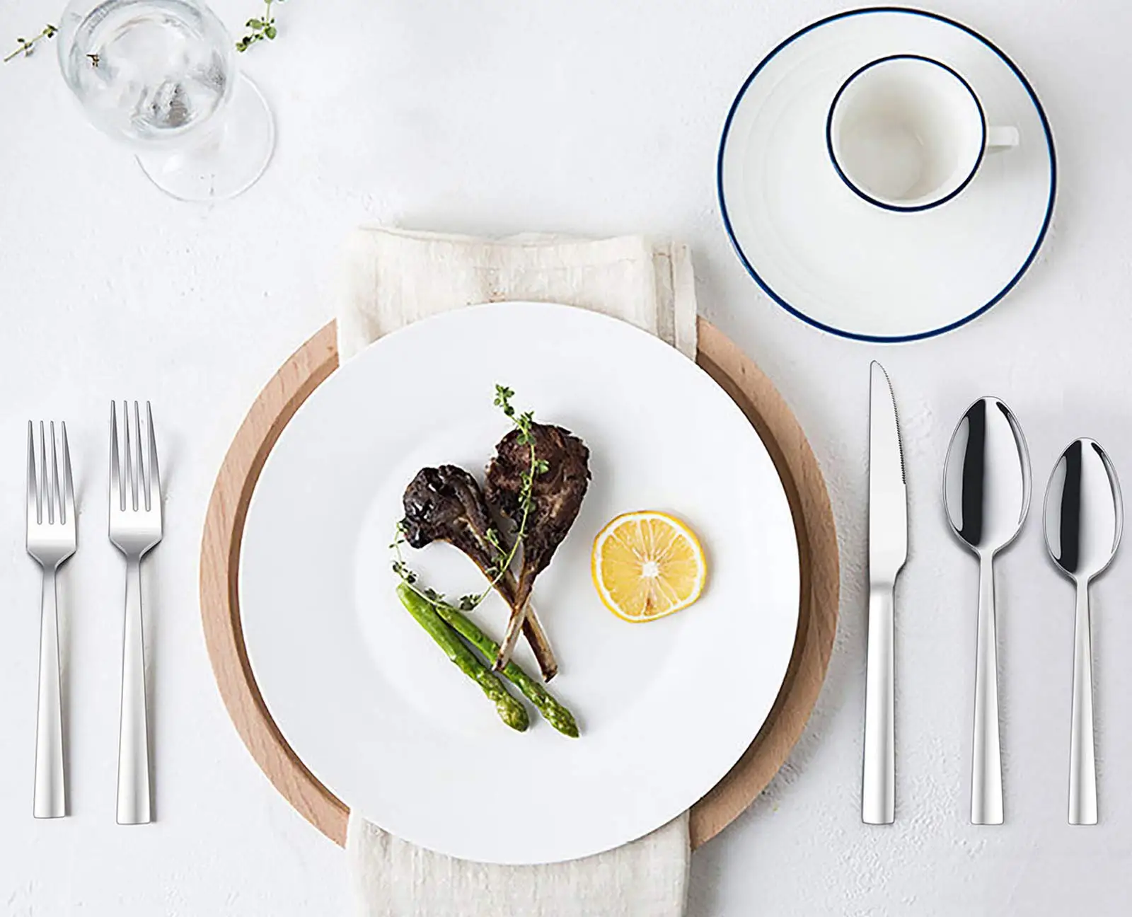 High quality 18/0 Stainless Steel Cutlery Set Mirror polish Silverware Spoon Fork Knife dinnerware sets for hotel restaurant