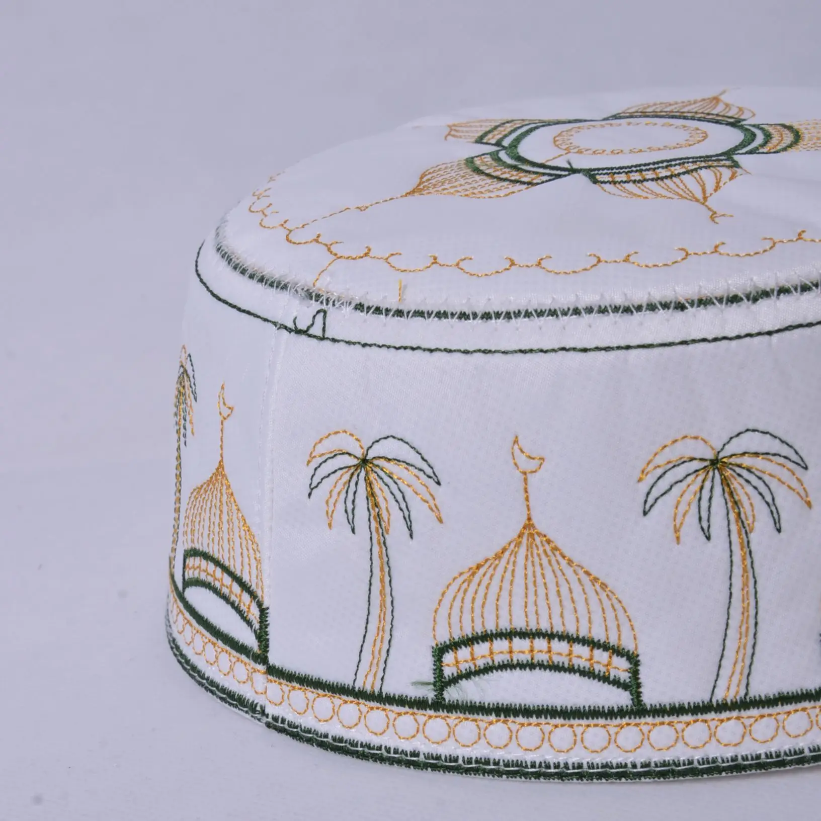 Белая мусульманская молитвенная шапка Kufi Омани намаз