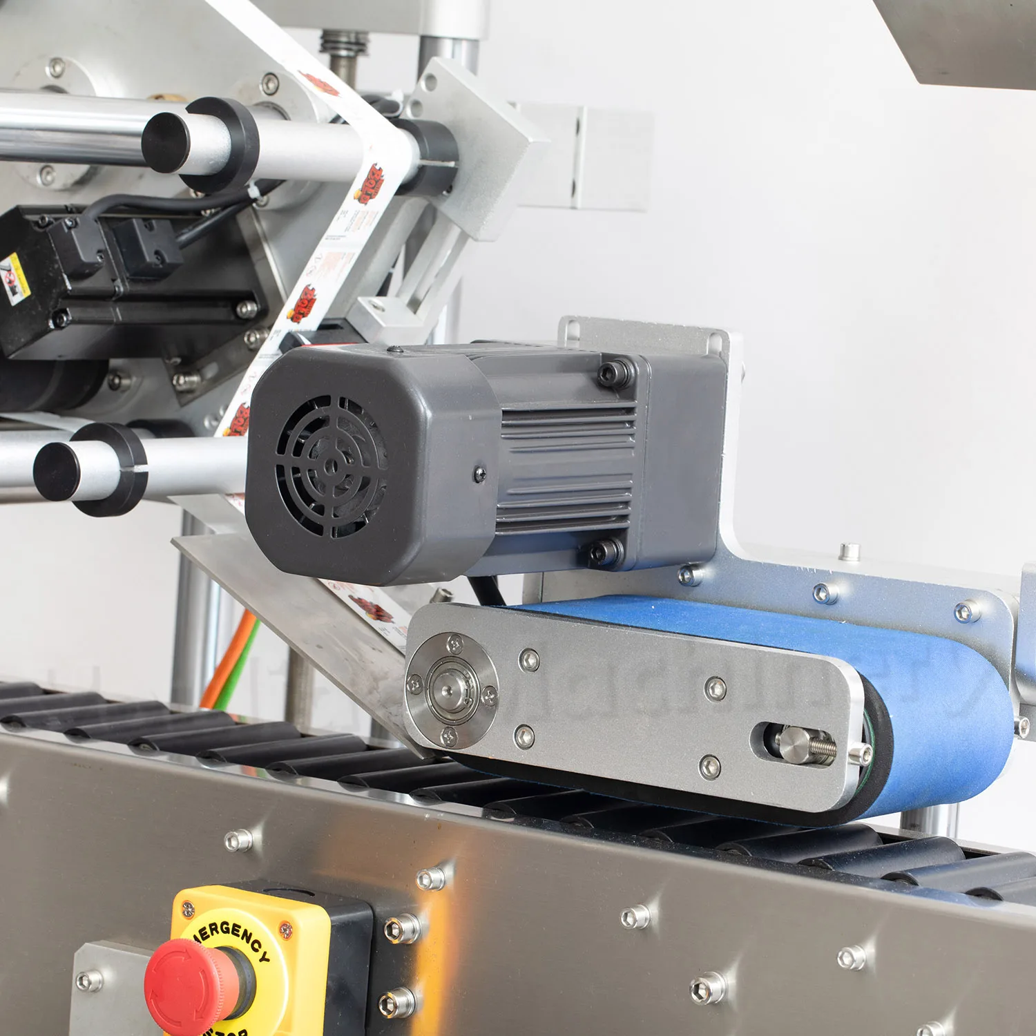 MT-300 Automatic Medicine Syringe Ampoule Label Applicator Tube Labeling Machine for Paper Test Bottle Tube