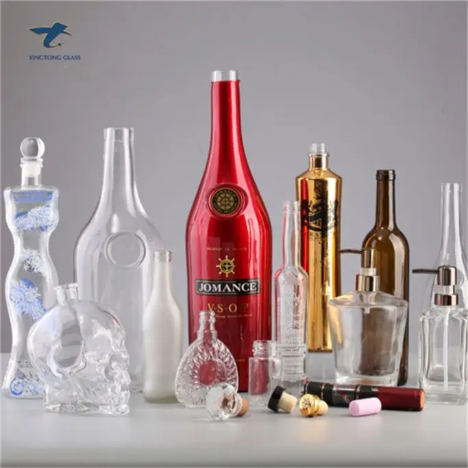 Hot Selling Customized super flint embossed 500ml 750ml 1L Empty bottle vodka botella de vino