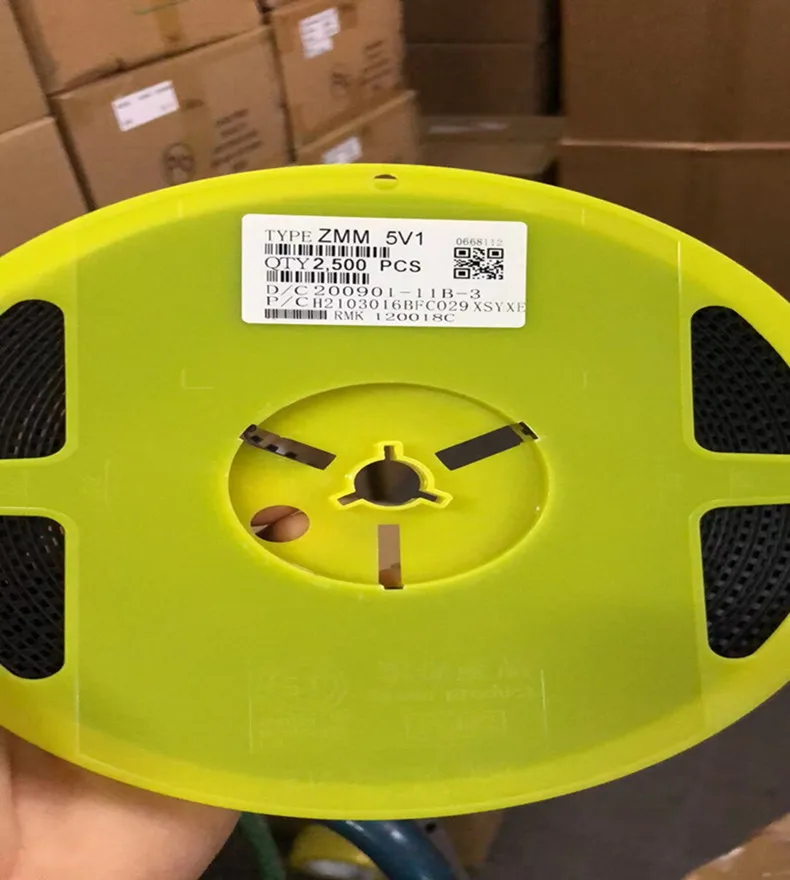 QXE ZMM5V1 диоды