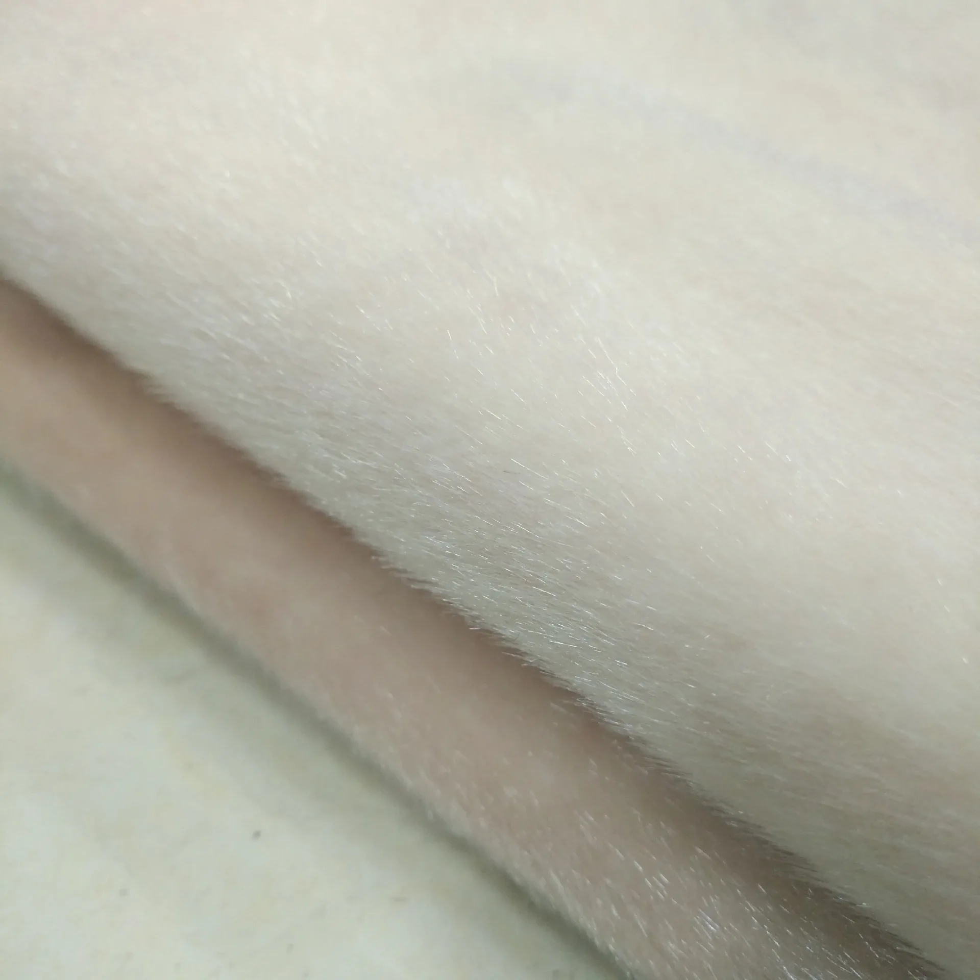 Wholesale Manufacturer Faux Horse Hair Fur Super Soft Short Fake Fur Horsehair Fabric for Clothing Hat Craft