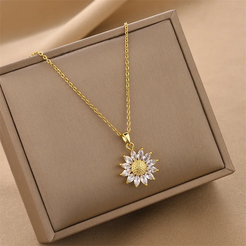 2024 New Product 18K Gold Titanium Steel Flower Sunflower Zirconium Women Botanical Pendant Fashion Jewelry Necklaces