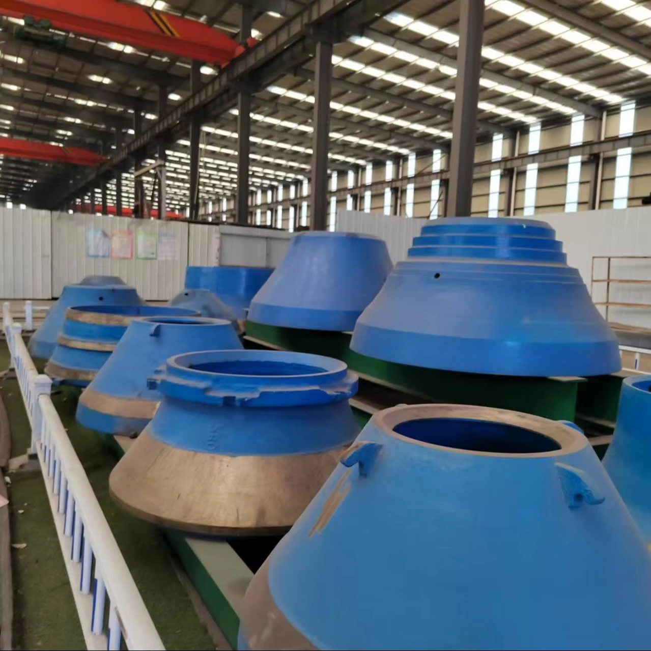 Factory OEM ODM Cone Crusher Spare Parts ZGMn18Cr2 Mantle and Concave Bowl Liners Mine Ore Crusher Wear Parts