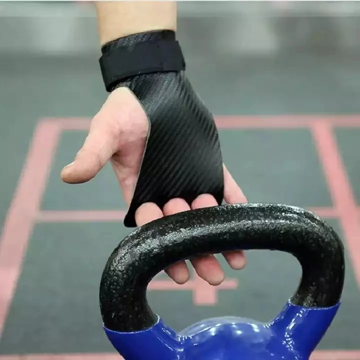 Hot Sales Carbon Fabric Gym Hand Palm Protection Grips Pull Ups Gloves for Weight Lifting