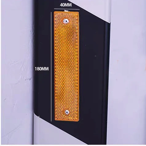 Triangle PVC Warning post flexible road side traffic delineator post