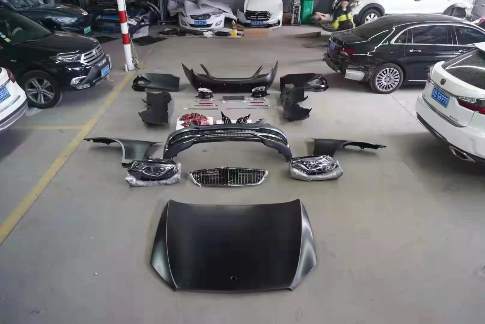 Suitable for Mercedes Benz S class W221 2006-2012 modified to W222 model body kit