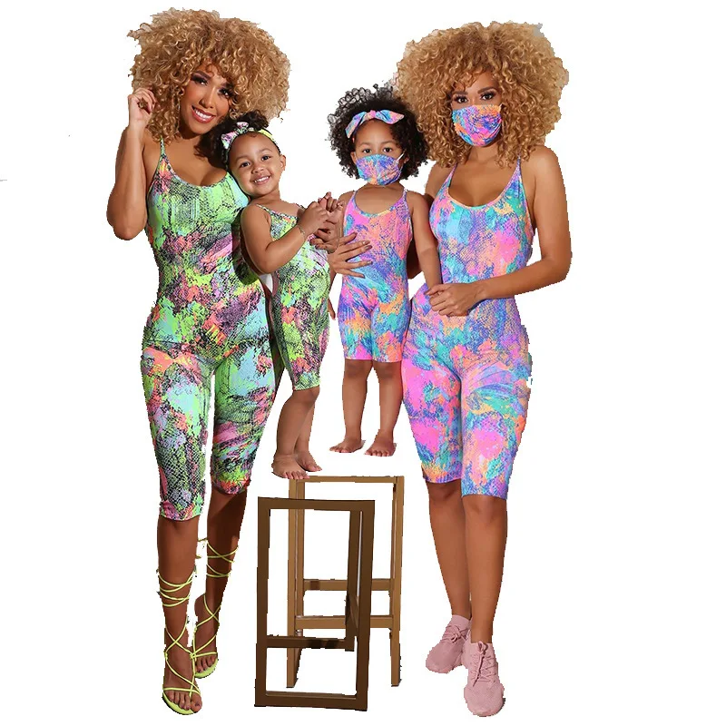 
Sling Shorts Parent-child Pajamas Family Kids Onesie Matching Sleeveless Nightwear Women Tie Dye Mommy And Me Outfits 