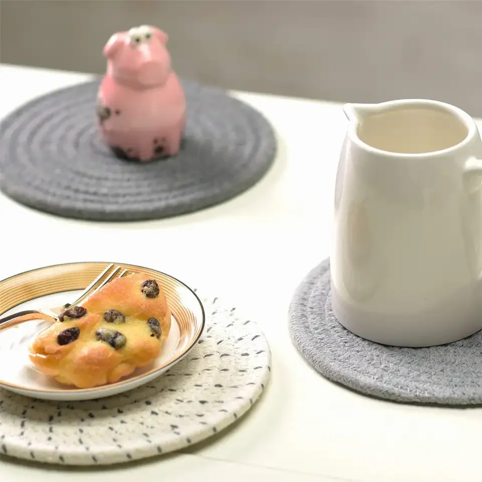 Wholesale Woven Insulation Mats  Cotton placemat for kitchen table mat dish mat 100% Cotton Rope Amaz0n Hot Selling