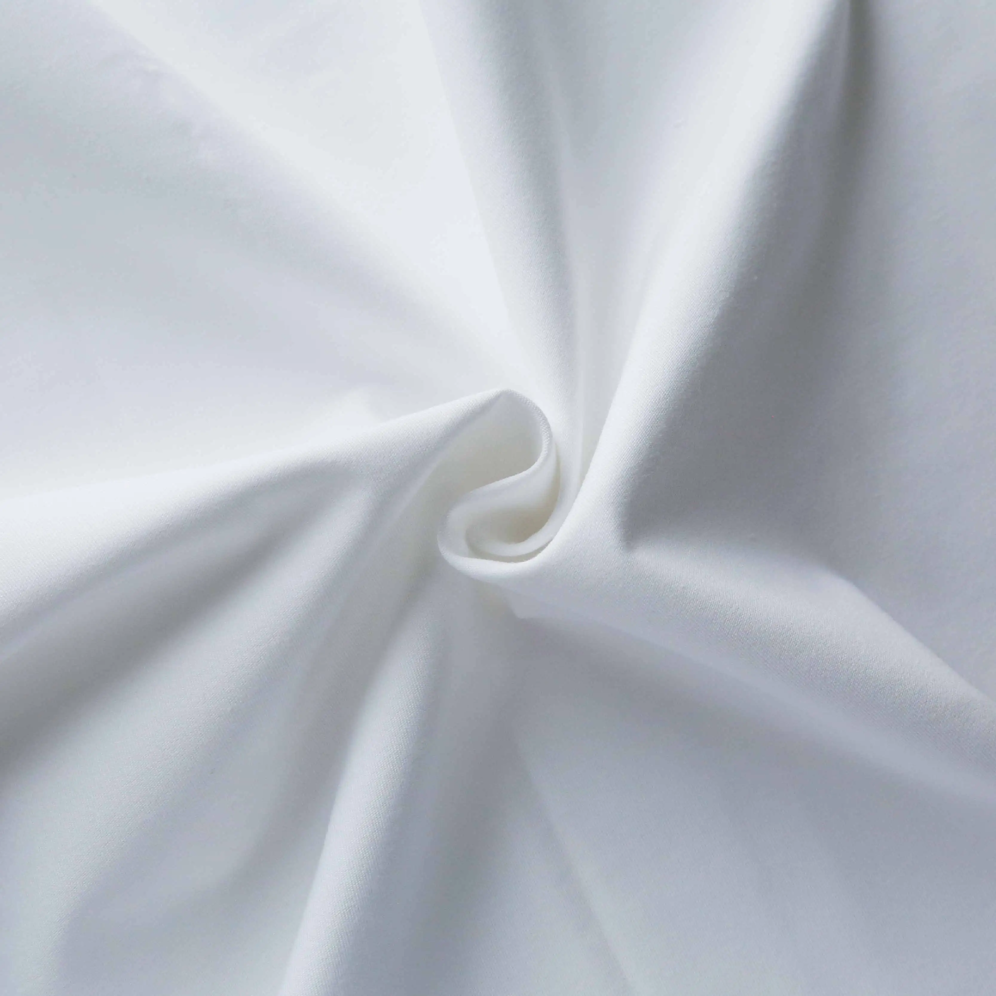 Wholesale 250tc hotel bed linen plain white Fabric polycotton 40s percale White fabric in roll Extra wide fabric for bedding