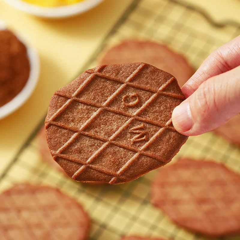 Wholesale Sugar-free Thin Cocoa Chocolate flavor Wafers Biscuit Shortbread Cookies Baked Cracker Individually Wrapped Cookies