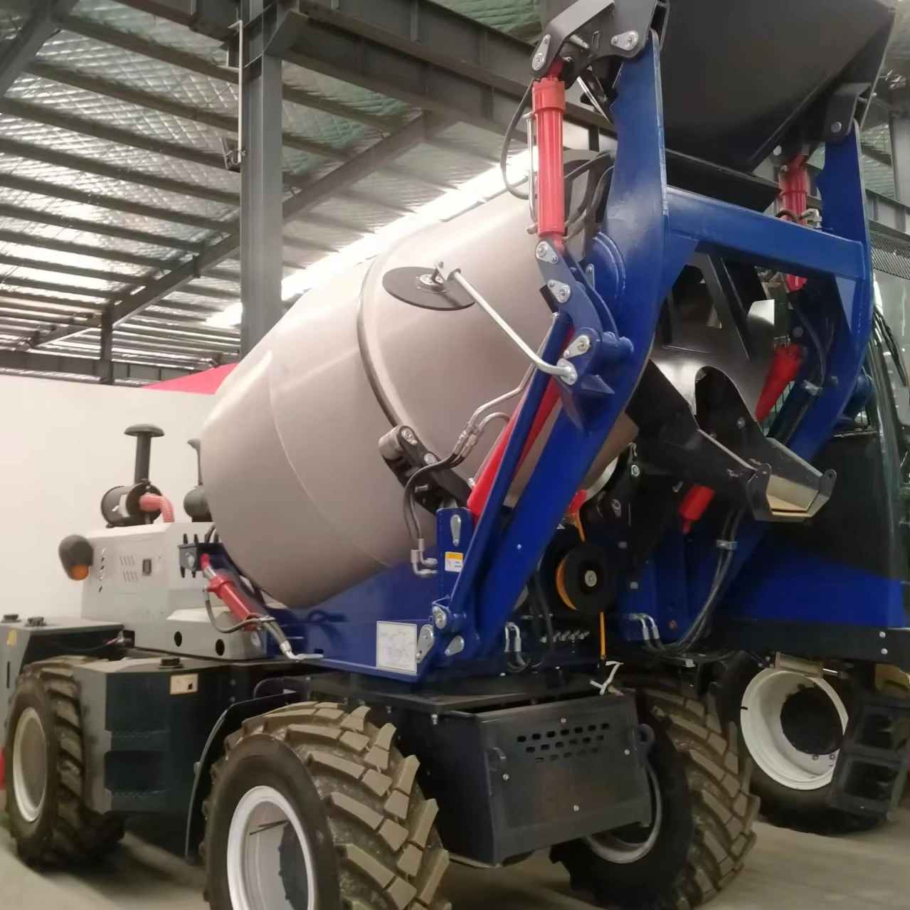 12 cubic meters concrete mixer truck concrete mixer transportation concrete mixer truck