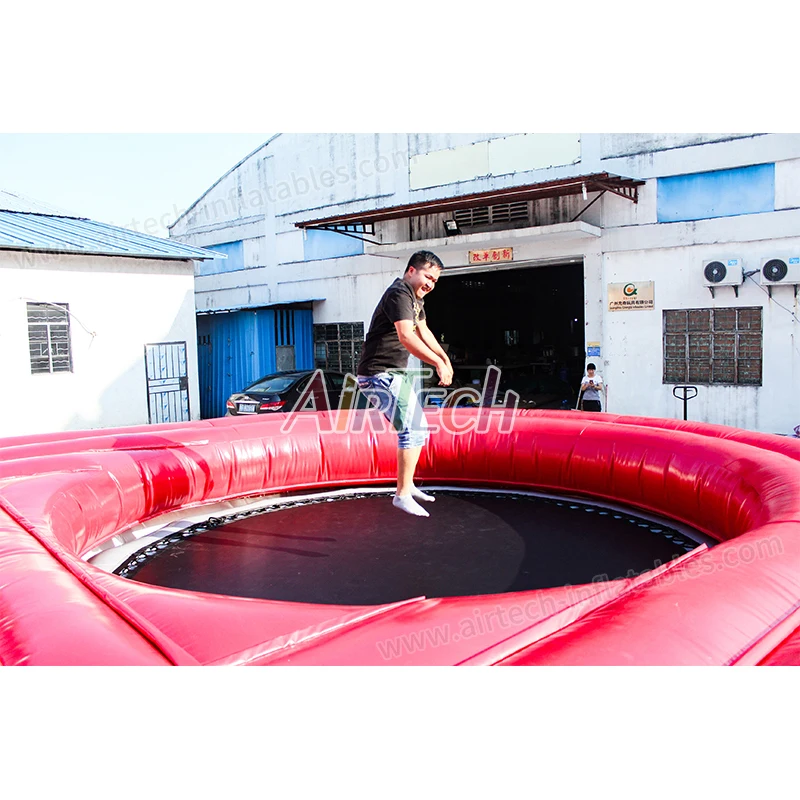 Summer outdoor sports game, inflatable volleyball court with trampoline
