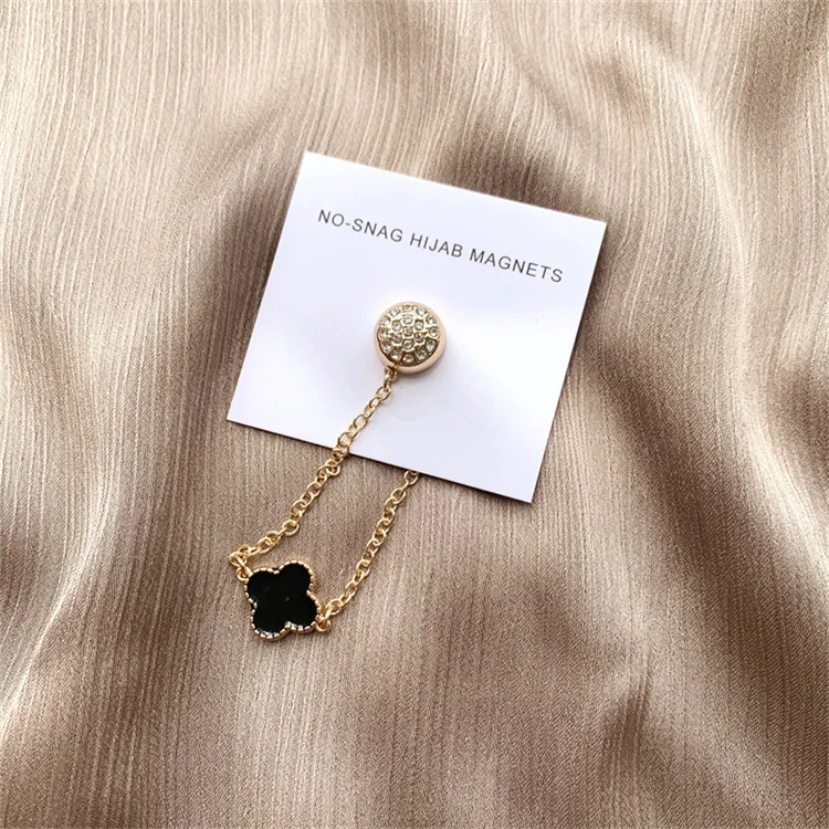Factory Cheap Price Safety High Quality Magnet No-snag Hijab Pin Four-leaf Clover Chain Pins Magnetic Muslim Scarf Brooches
