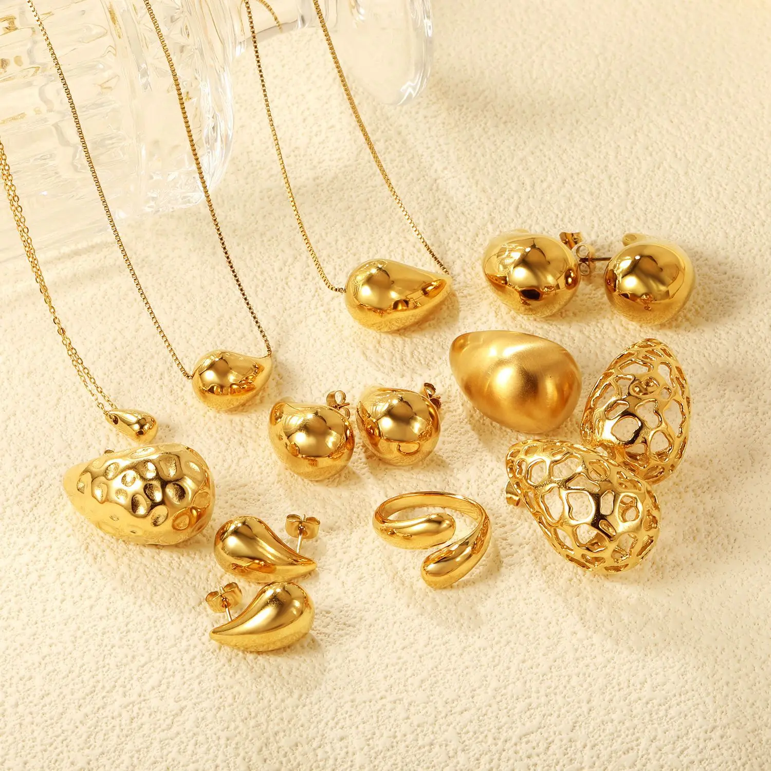 Exquisite And Minimalist Design Water Droplet Necklace Stainless Steel Waterproof Jewelry Set Womens Water Droplet Earrings