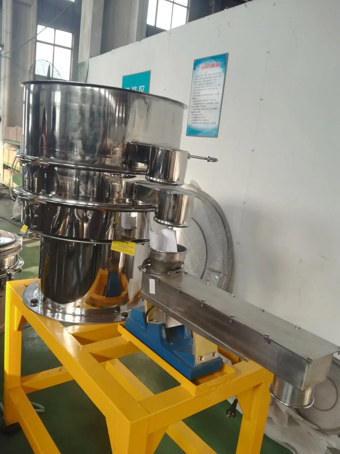 Factory Price Small Hopper Electromagnetic Vibrating Feeder Machine DZ China 0.1-6.0t/h CE ISO SGS 3000r/min Electric Provided