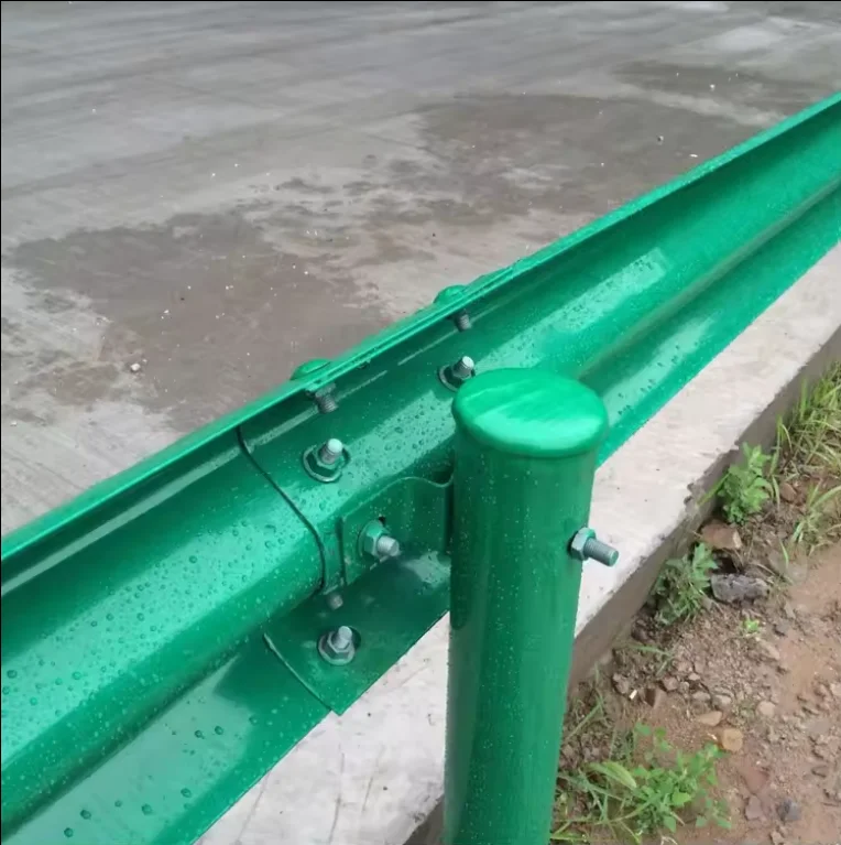 High Quality Highway Guardrail Bracket Green 300*70*4.5 mm Hot Dipped Galvanized guardrail Bracket for Beam Guardrail Post