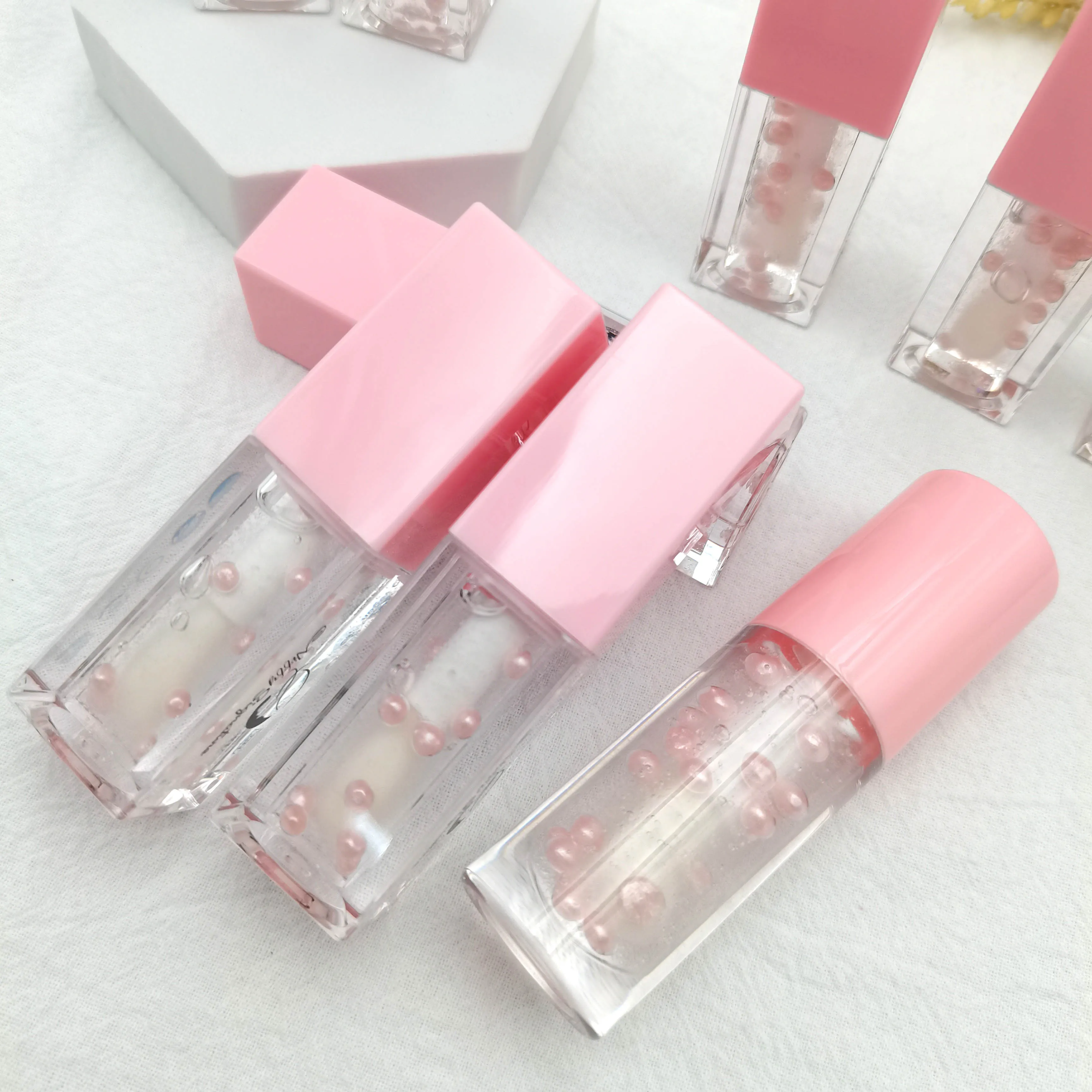 New Arrival Smooth Liquid Lip oil Vegan Shiny Private Label Lip Gloss Caviar essence Natural Lipgloss