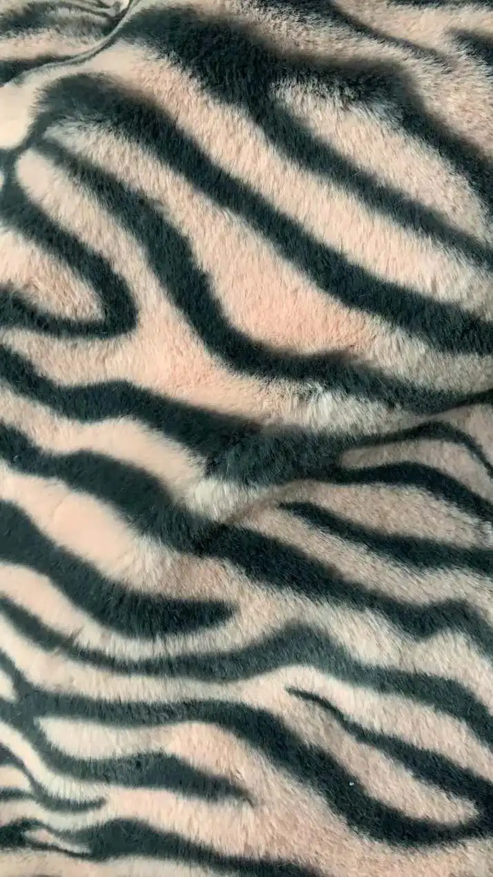 Плюшевая ткань, меховая ткань, ткань из искусственного кроличьего меха