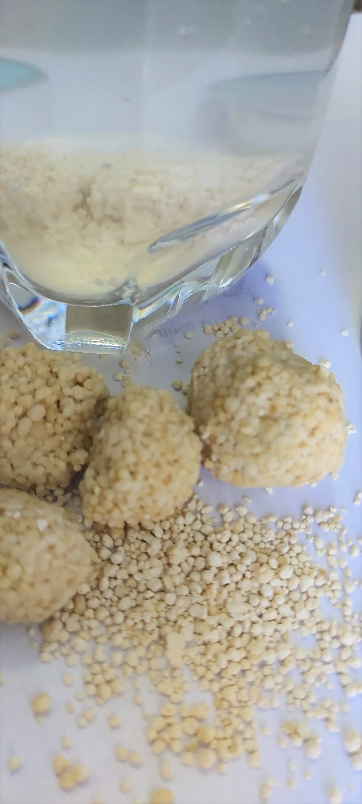 CAT LITTER FROM CASSA / NATURAL TAPIOCA STARCH FROM KINGKAT BRAND OF ABIMEX GROUP / BEST PRICE