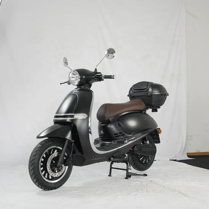 50cc electric scooter retro 12 inch tire with 72V removable lithium battery