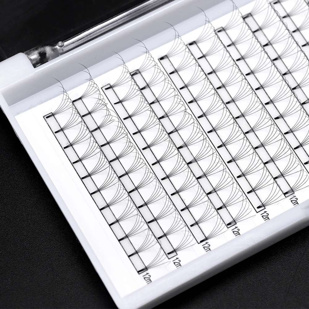 Wholesale factory price private custom packing Russian volume lashes pre made fan lashes w luxury lash silk eyelash extension