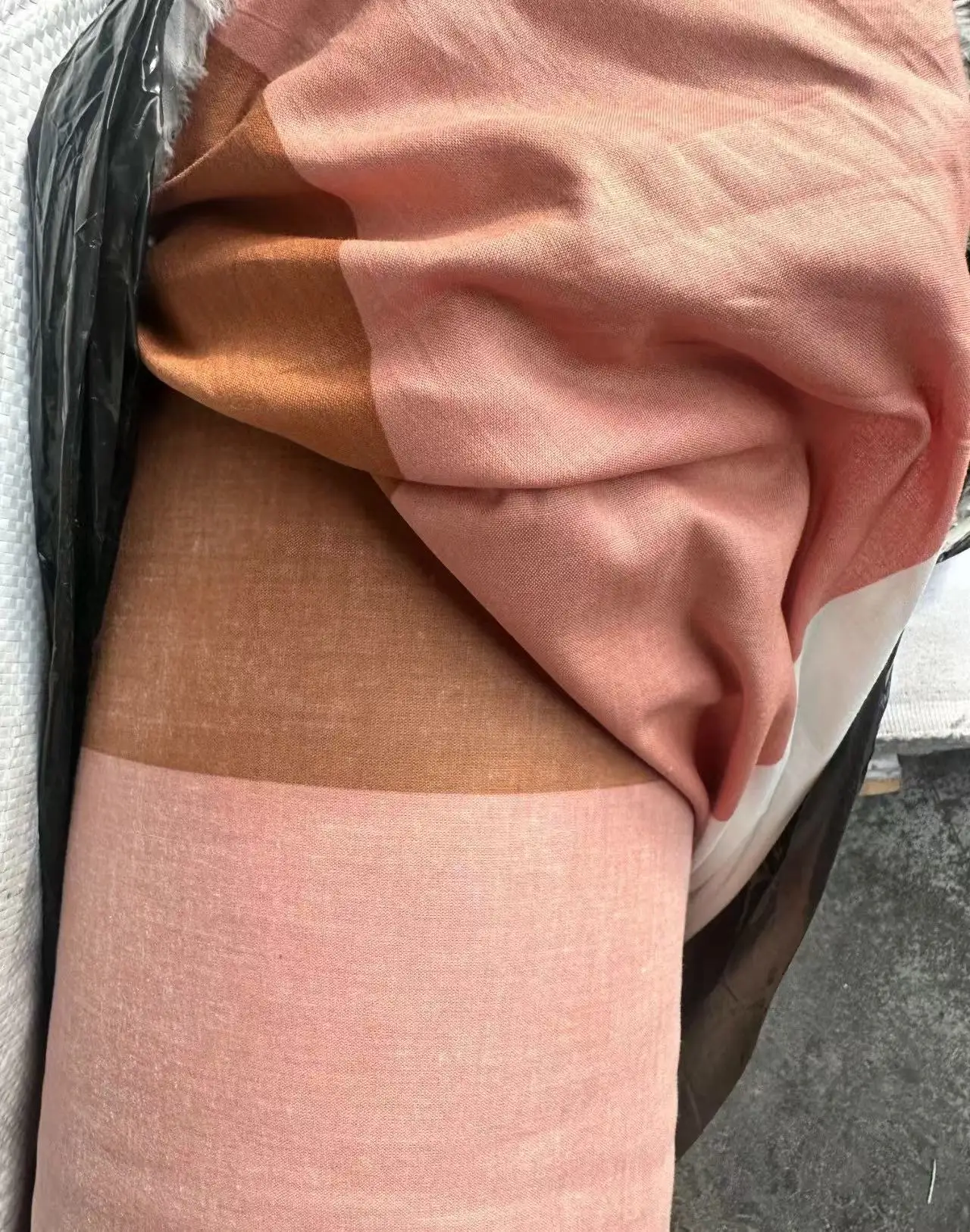 High Quality Cotton Bedding Fabric for Home Textile Premium Material for Comfort and Durability