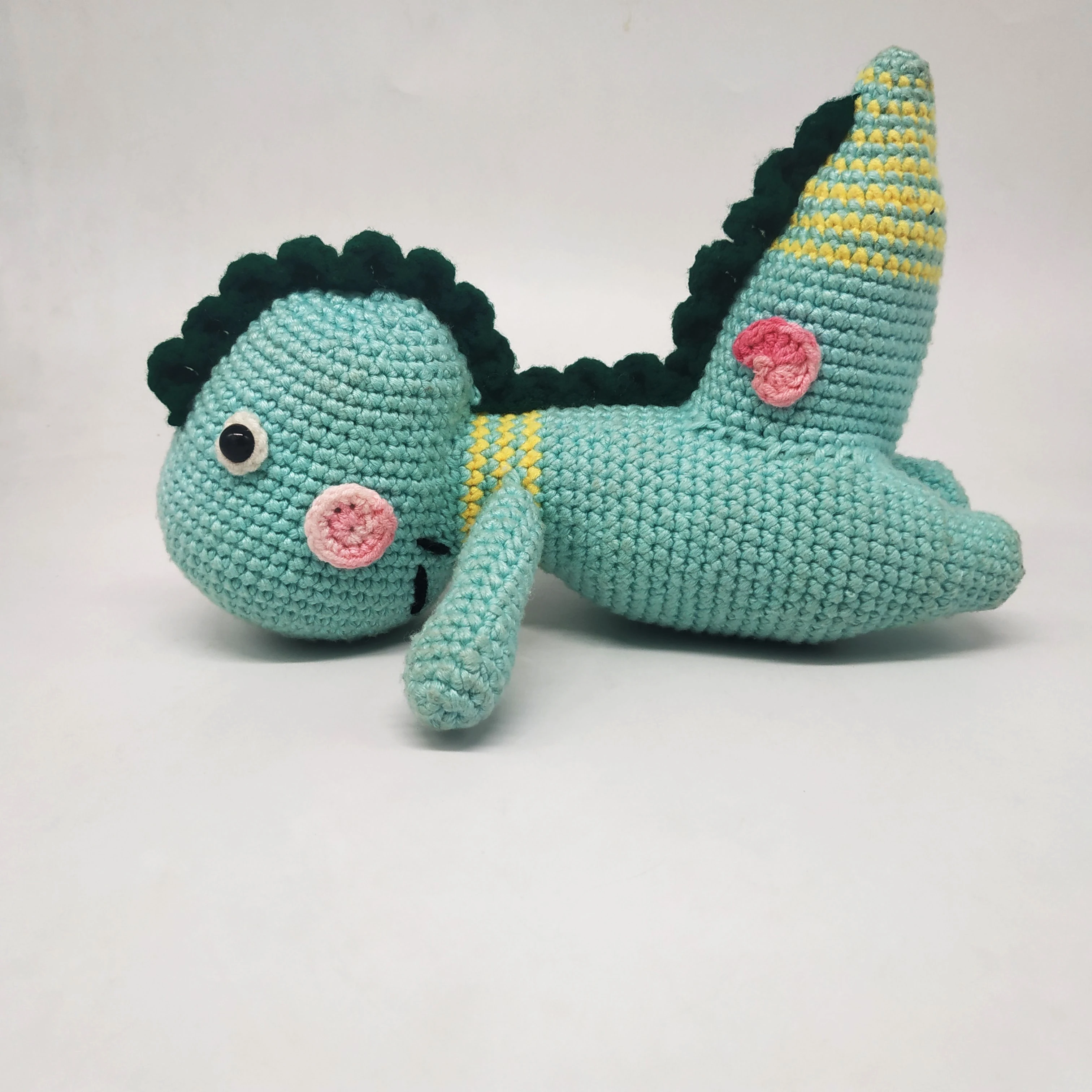 China factory handmade custom Amigurumi doll animal shape cute dinosaur hand crocheting baby toy plush kids toy