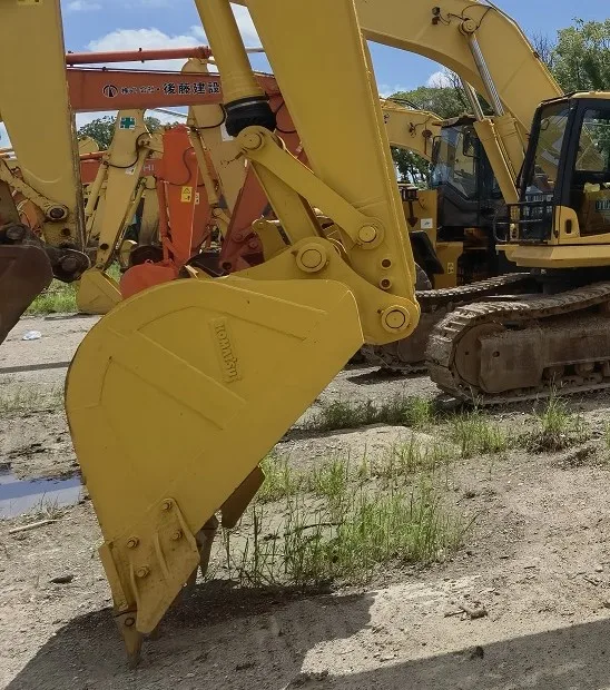 Construction Machine Komatsu PC 200-8mo Excavator Heavy Komatsu PC 200-8 digger for sale