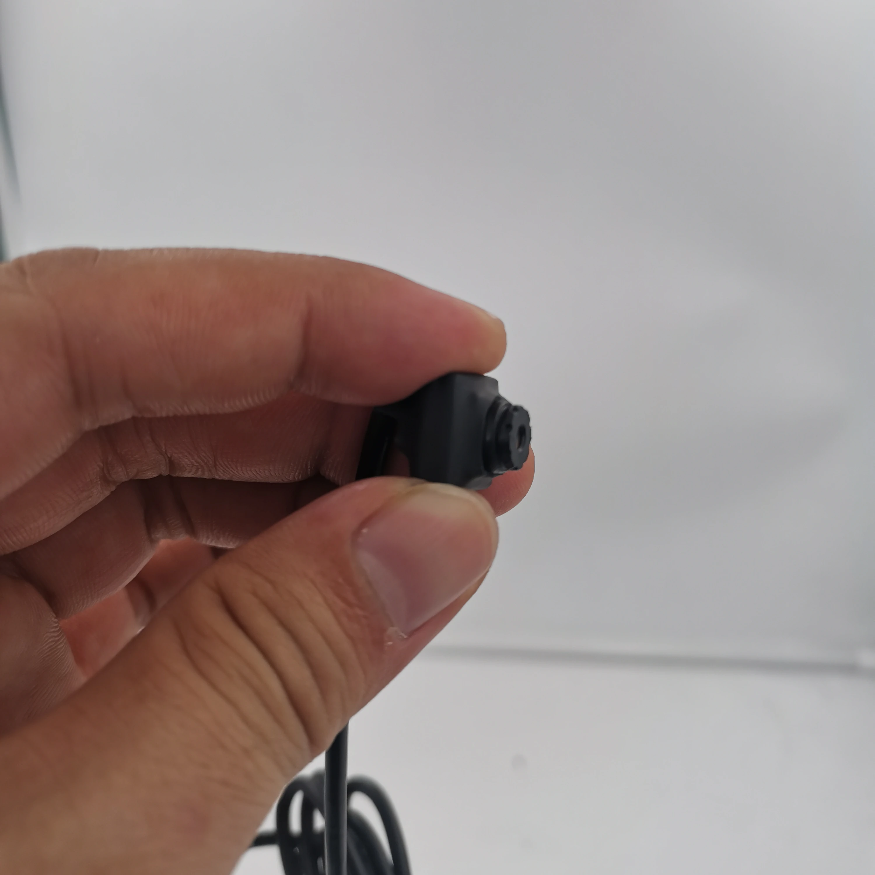 Latest Multi-user 720P Real Time Hidden Mini Button OTG External Camera For Android/IPhone/ Phone PC Remote Control View