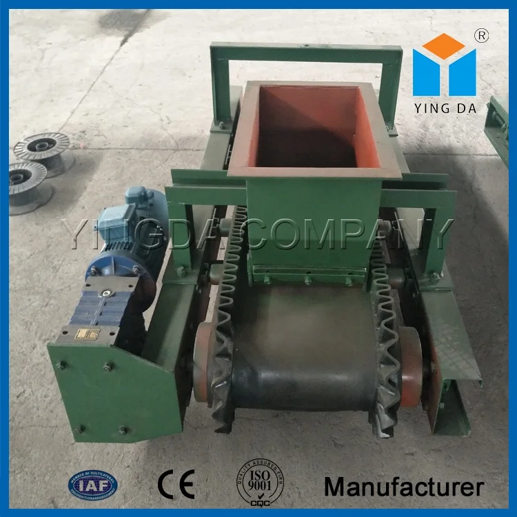 Scale conveyor belt weigh feeder under the silo