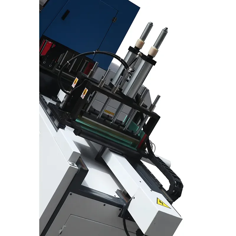 Double Servo Crosscutting Aluminum Cutting Machine With Large Sawing Quantity And High Precision