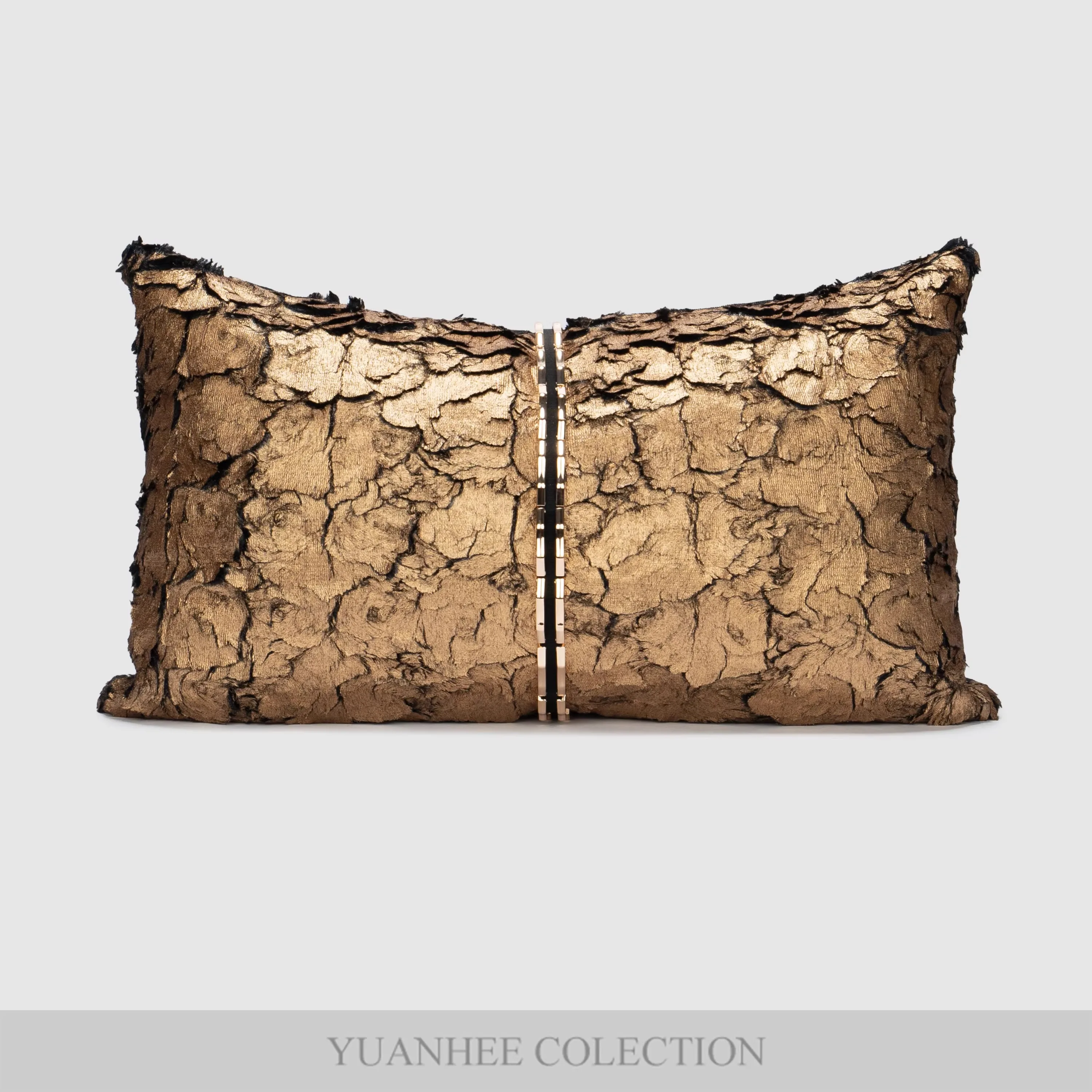 Yuanhee custom home decoration metal design pillow cushion for high-end hotel living room sofa model room cushion cover