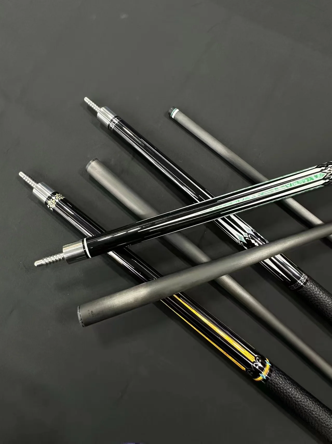 Cuessir Pool Cue For Player Low Deflection Carbon PRO Shaft like Mezz  Billiard Cue for real leather  taco de billar