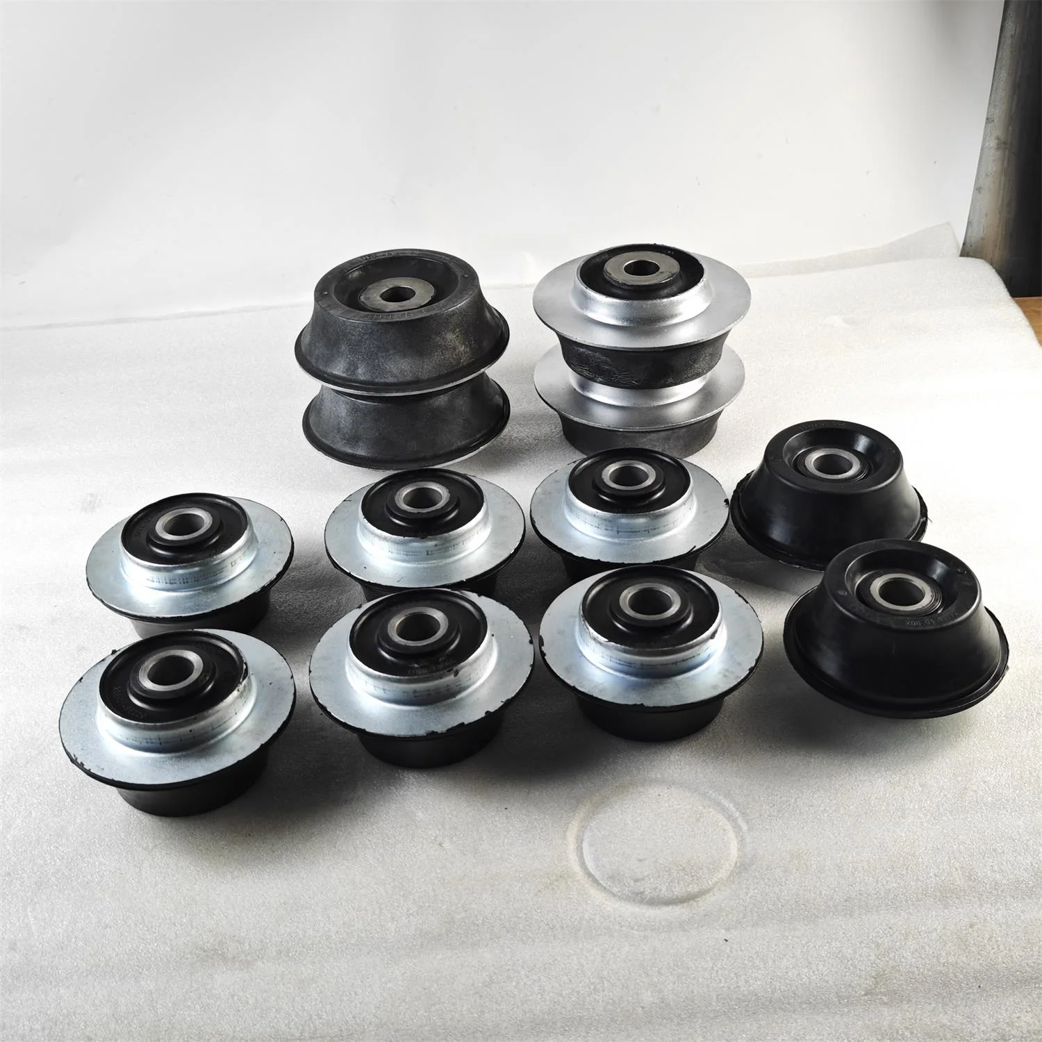 21N-01-11120 21T-01-11150 подушка для KOMATSU PC600-8 PC1250-7 PC750-7 PC800SE-7 PC800SE-6