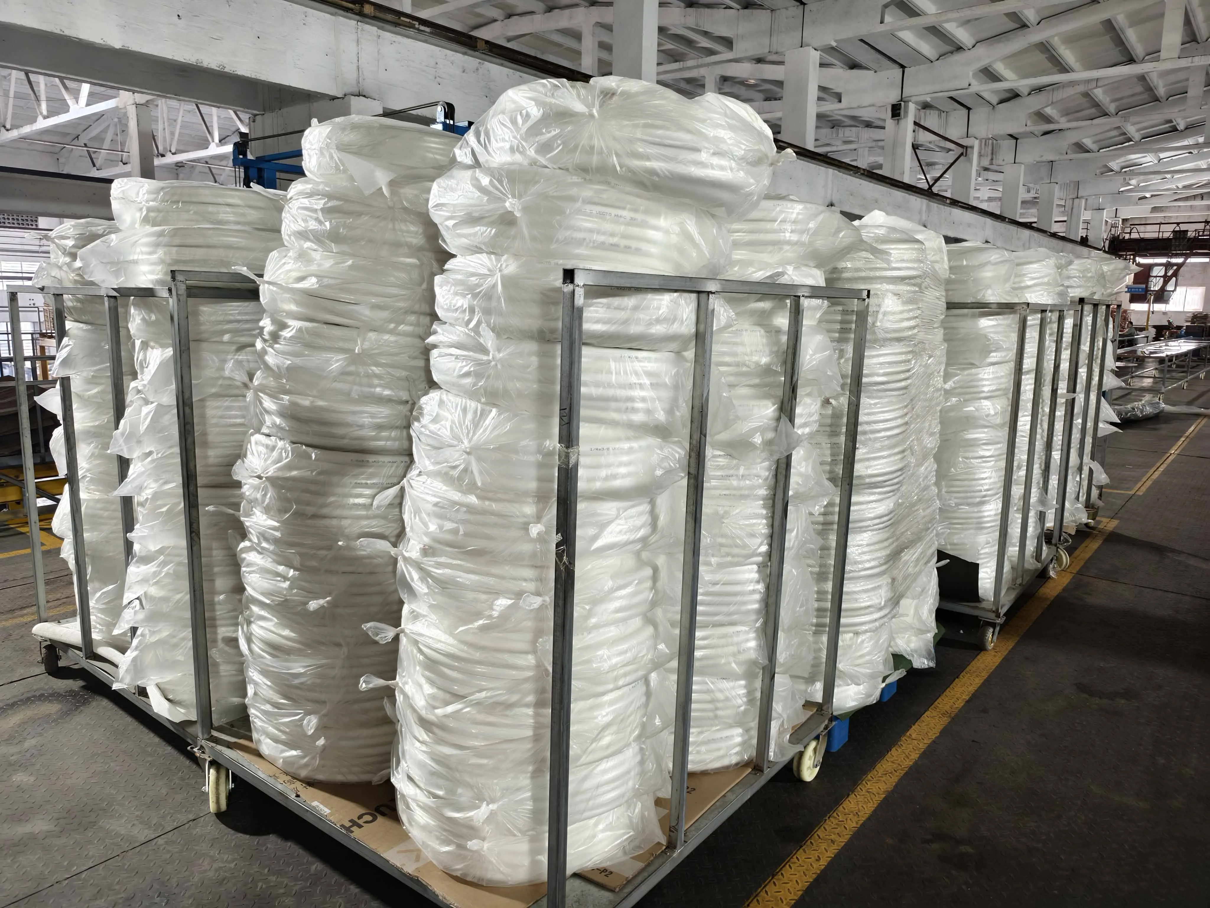 HVAC Copper Pipe  High Quality 1/4 3/8 15m Copper Pipe Roll Refrigerators 99.9% Copper White PE Excellent Air Conditioning