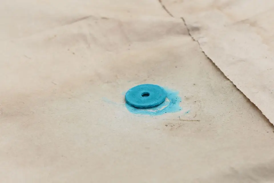 Bottle packaging yellow liquid nutritional raw black vinegar for sale