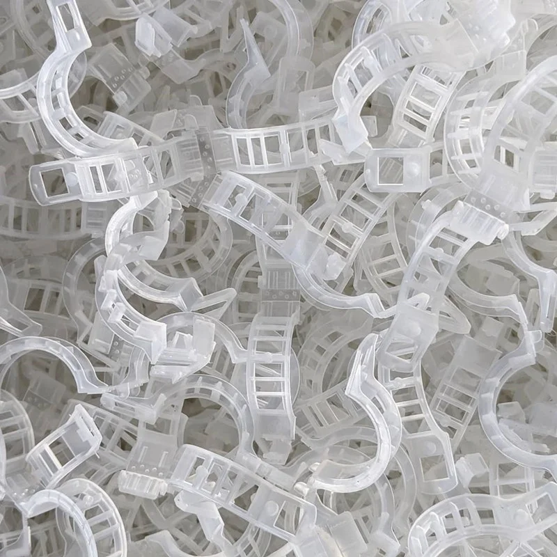 Customized size White color round plastic tomato clips tomato hooks Plant Lock Clips For Fixed Tomato Vine
