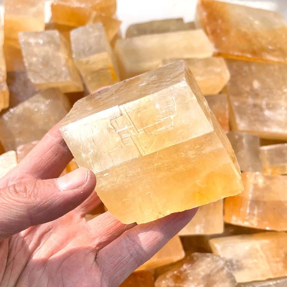 Wholesale natural crystal calcite yellow stone high quality raw yellow calcite stone