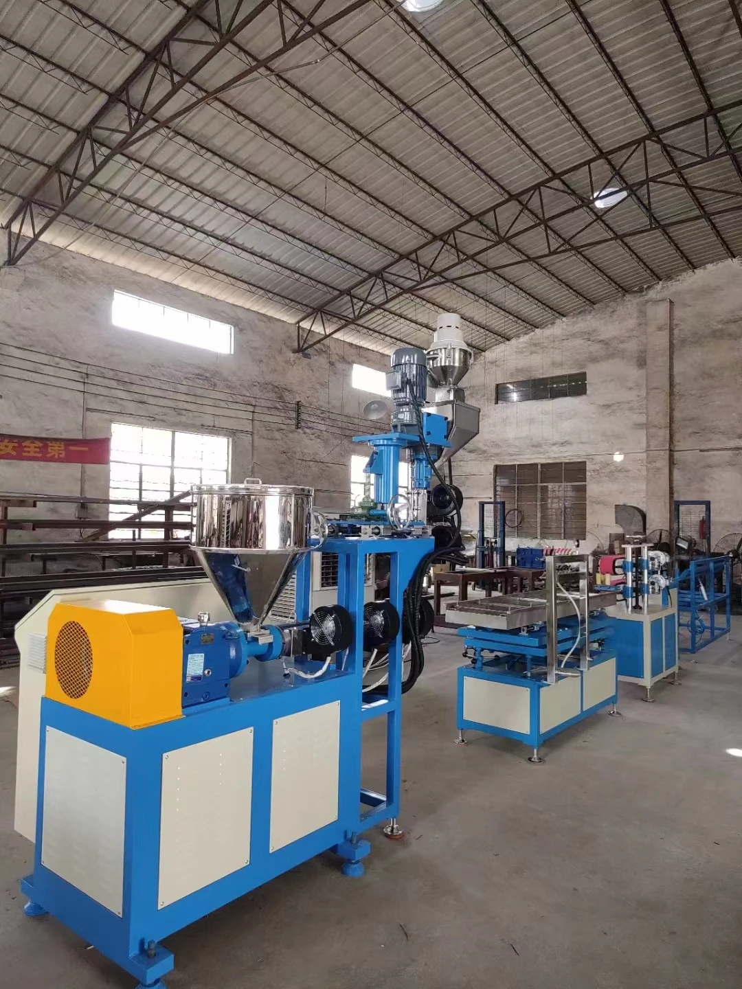 TPU pipes Extruder machine for TPU plastic hose profile extrusion application