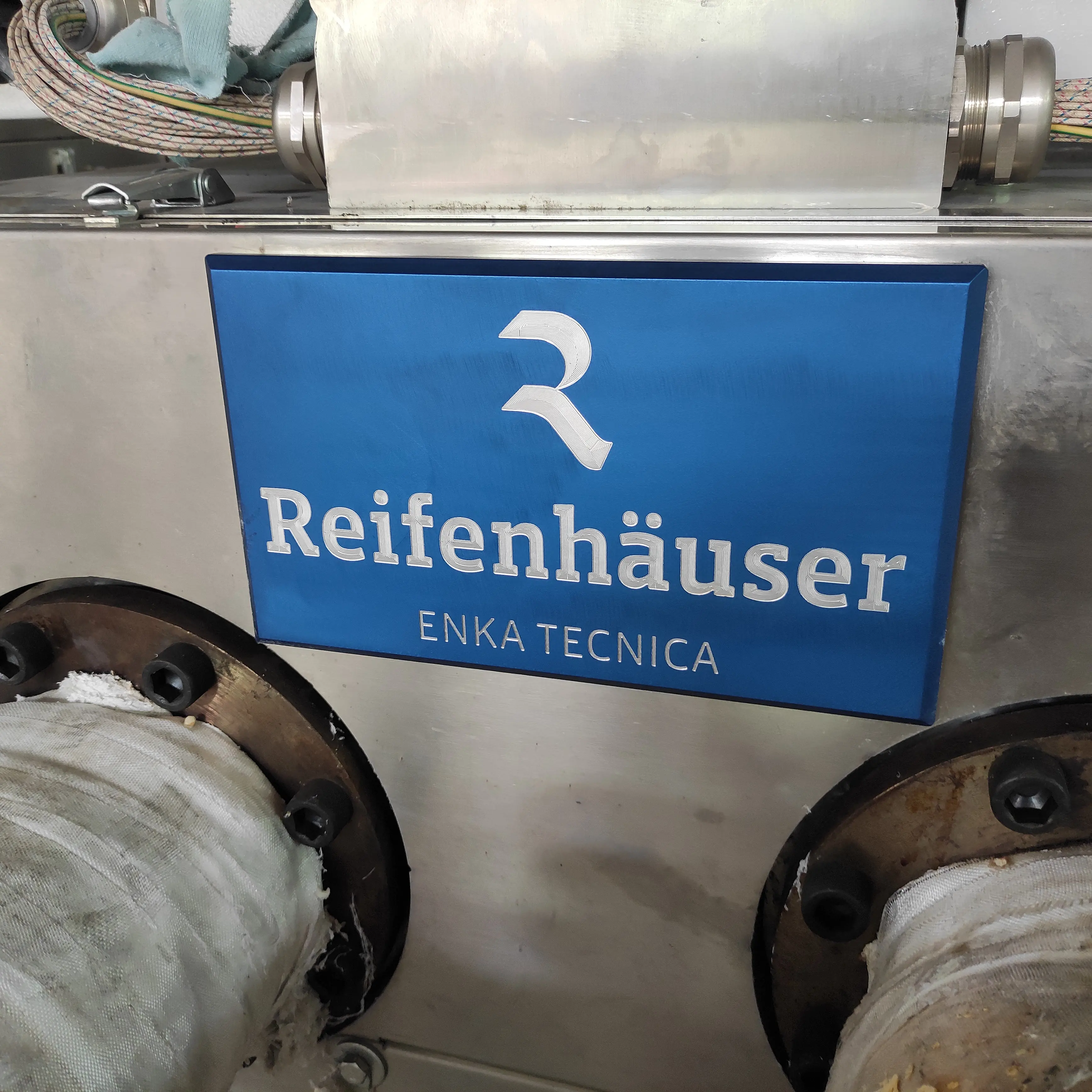 3200 mm  Reifenhauser Germany Technology Meltblown Machine Real Price Foshan AZX
